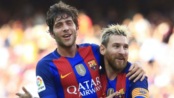 Sergi Robero And Lionel Messi At Barcelona