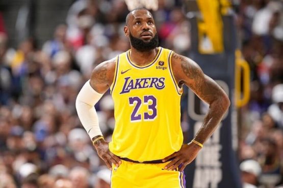 LeBron James Lakers pic