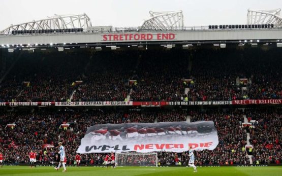 Manchester United Old Trafford Stretford End