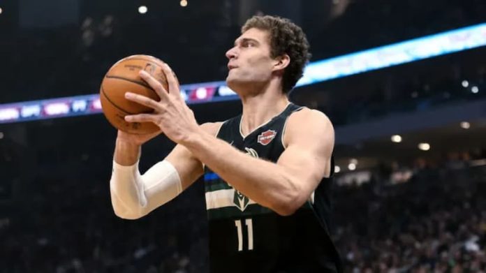 Reports say that veteran Brook Lopez could be moved by the Bucks this offseason