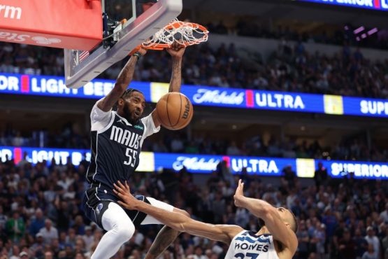 Derrick Jones Jr Mavs pic