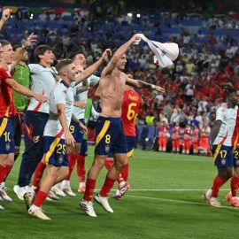 Spain Reach EURO Final