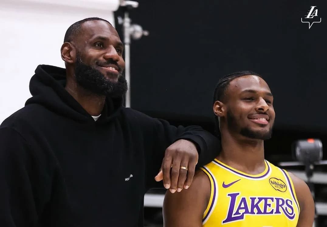 LeBron James Signs New 2-Year, $104Million Contract With The Lakers