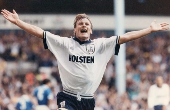 Teddy Sheringham Celebrating