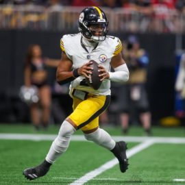 Justin Fields Steelers pic 1