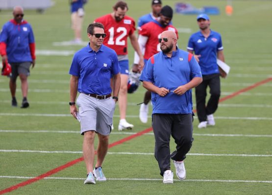 Brian Daboll and Joe Schoen Giants pic