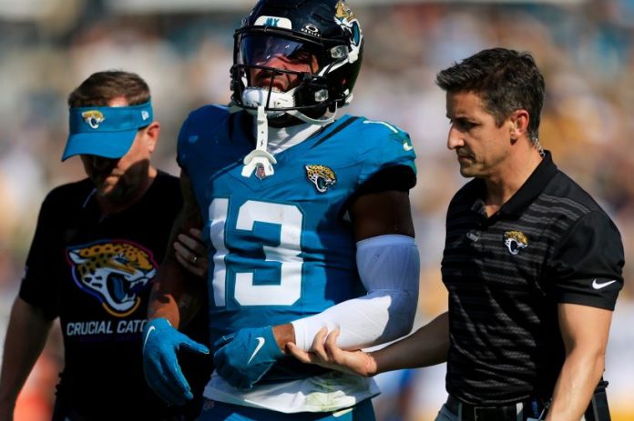 Christian Kirk injury Jaguars pic