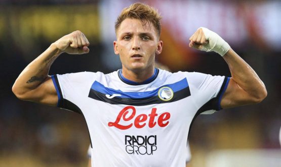 Mateo Retegui Celebrates After Scoring for Atalanta