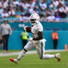 Tyreek Hills Dolphins pic