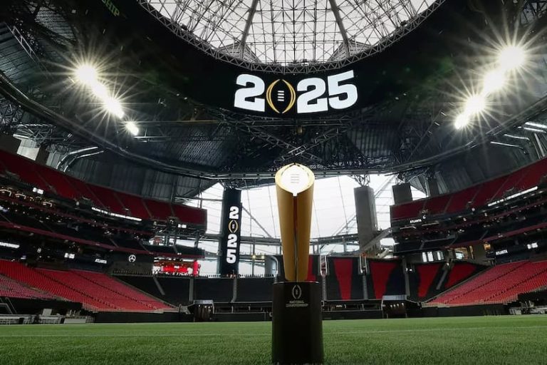 Where, when, and what time is the 2025 National Championship game?