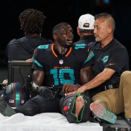 Tyreek Hills Dolphins pic 1
